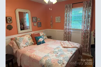 1895 Sandy Circle, Newton, NC 28658 - Photo 16