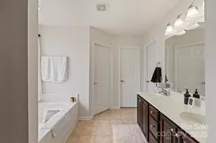 197 Roanoke Rd, Fletcher, NC 28732 - Photo 24