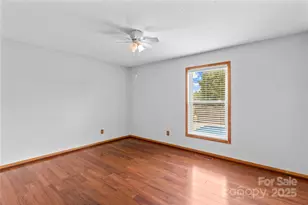 296 Hicks Creek Rd, Troutman, NC 28166 - Photo 20