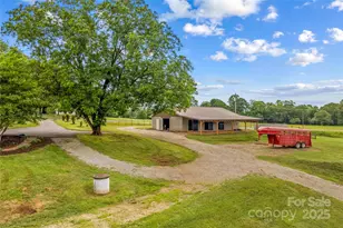 296 Hicks Creek Rd, Troutman, NC 28166 - Photo 28