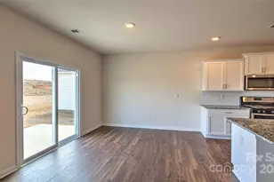 133 Ridgehaven Dr, Waynesville, NC 28786 - Photo 4