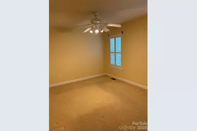 47 Victoria Park Drive, Hendersonville, NC 28792 - Photo 16