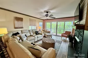 367 Skyleaf Dr, Sugar Mountain, NC 28604 - Photo 4