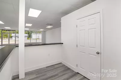 1911 E Ozark Avenue, Gastonia, NC 28054 - Photo 8