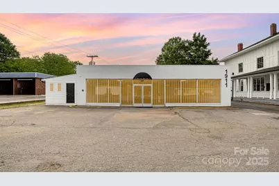 1911 E Ozark Avenue, Gastonia, NC 28054 - Photo 1