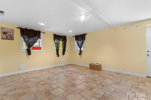 5 Granite Dr, Hendersonville, NC 28792 - Photo 38