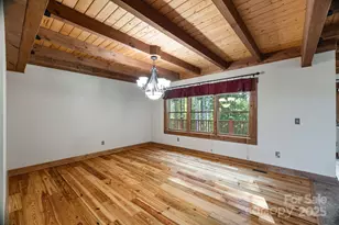 5626 Rocky Falls Ln, Lenoir, NC 28645 - Photo 10