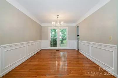 7114 Kinsmore Lane, Charlotte, NC 28269 - Photo 6