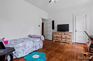 430 3rd St, Cheraw, SC 29520 - Photo 12