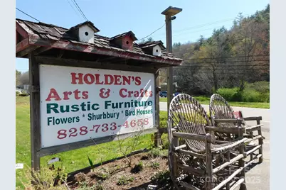 4294 Linville Falls Highway, Newland, NC 28657 - Photo 2