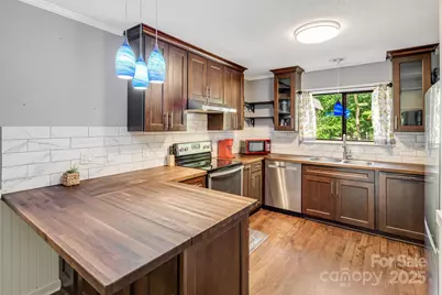 15 Lake Drive #D2, Laurel Park, NC 28739 - Photo 14