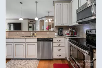 5 Farleigh Street #206, Asheville, NC 28803 - Photo 16