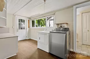 113 4th St, Black Mountain, NC 28711 - Photo 12