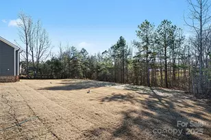 1059 Sage Pine Cir, Clover, SC 29710 - Photo 40