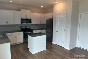 9730 Tea Gdn Dr, Gastonia, NC 28056 - Photo 10