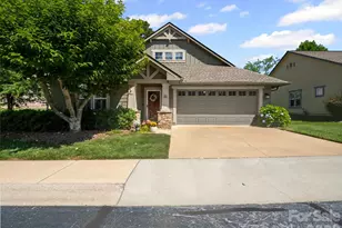 10 Gray Wolf Ln, Hendersonville, NC 28792 - Photo 4