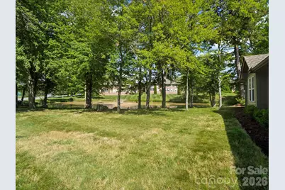 10 Gray Wolf Lane, Hendersonville, NC 28792 - Photo 30