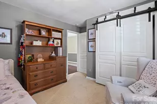 10 Gray Wolf Ln, Hendersonville, NC 28792 - Photo 10