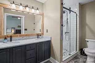 10 Gray Wolf Ln, Hendersonville, NC 28792 - Photo 24