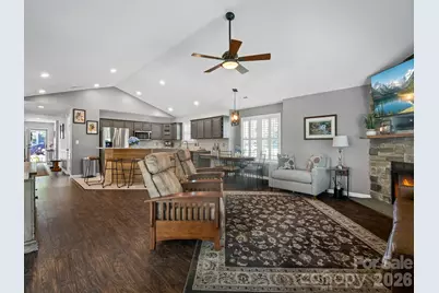 10 Gray Wolf Lane, Hendersonville, NC 28792 - Photo 20