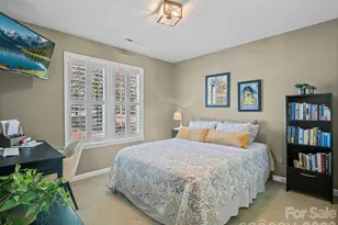 10 Gray Wolf Ln, Hendersonville, NC 28792 - Photo 10