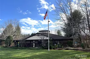 10 Gray Wolf Ln, Hendersonville, NC 28792 - Photo 42