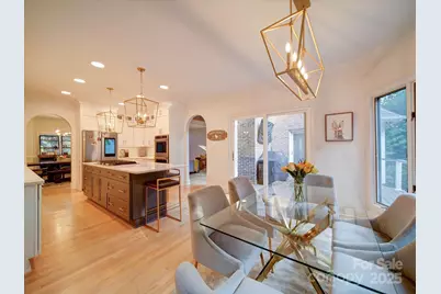 15708 Eagleview Drive, Charlotte, NC 28278 - Photo 12