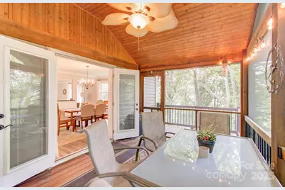 110 Spring Path, Hendersonville, NC 28739 - Photo 18