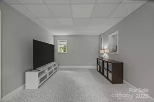 110 Spring Path, Hendersonville, NC 28739 - Photo 34