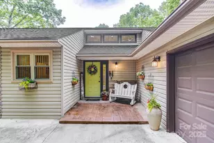 110 Spring Path, Hendersonville, NC 28739 - Photo 4