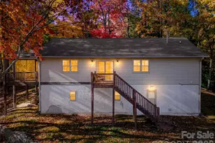 110 Spring Path, Hendersonville, NC 28739 - Photo 32