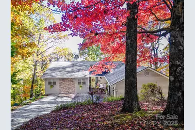 110 Spring Path, Hendersonville, NC 28739 - Photo 2