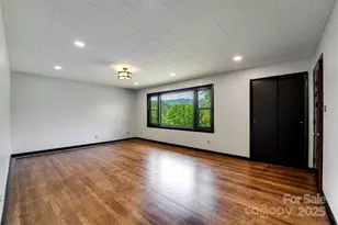 191 Rolling Green Dr, Sylva, NC 28779 - Photo 10