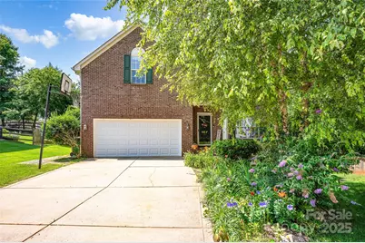 167 Foxtail Drive, Mooresville, NC 28117 - Photo 2