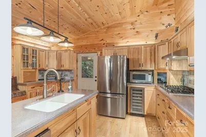 47 Tammy Drive, Maggie Valley, NC 28751 - Photo 18