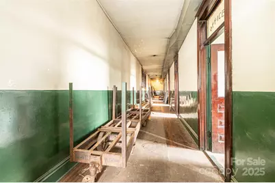 812 West Avenue NW, Lenoir, NC 28645 - Photo 22