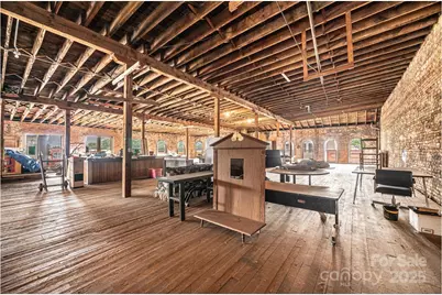 812 West Avenue NW, Lenoir, NC 28645 - Photo 12