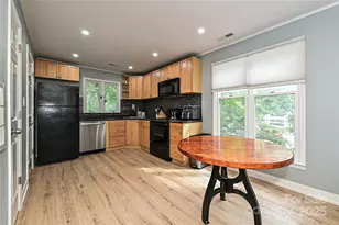 433-68 W 8th St, Charlotte, NC 28202 - Photo 6