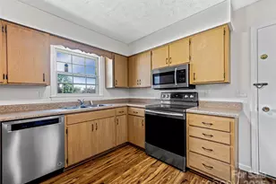 410 Golf View Condo Ln, Hendersonville, NC 28739 - Photo 12