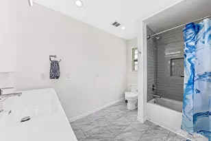 410 Golf View Condo Ln, Hendersonville, NC 28739 - Photo 18