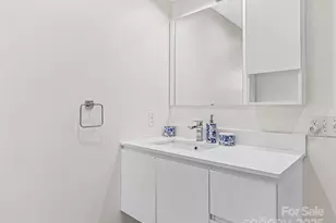 410 Golf View Condo Ln, Hendersonville, NC 28739 - Photo 22