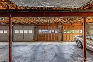 410 Golf View Condo Ln, Hendersonville, NC 28739 - Photo 24