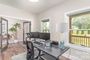 17 Baxter Woods Ln, Candler, NC 28715 - Photo 8