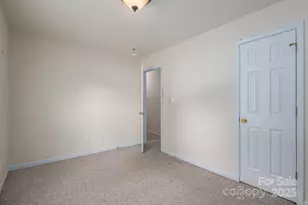 210 Linville Ct, Bessemer City, NC 28016 - Photo 12