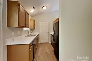 4328 Frank Vance Rd, Charlotte, NC 28216 - Photo 8