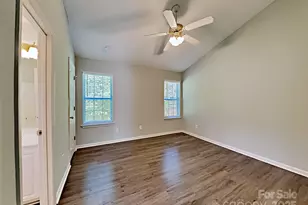 4328 Frank Vance Rd, Charlotte, NC 28216 - Photo 2