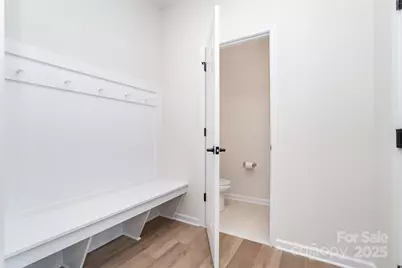 18019 Wilbanks Drive, Charlotte, NC 28278 - Photo 32