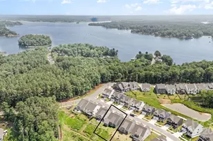 18019 Wilbanks Dr, Charlotte, NC 28278 - Photo 36