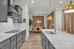 513 Meadow Ridge Dr, Belmont, NC 28012 - Photo 1