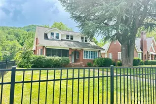 584 Rutherford Rd, Marion, NC 28752 - Photo 6